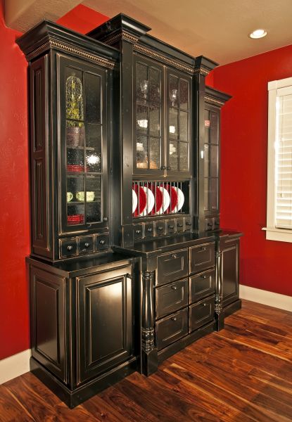 Hutch Installation in Auburn