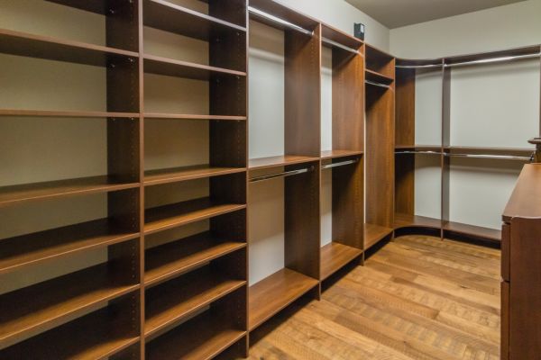Shelving Assembly in Auburn